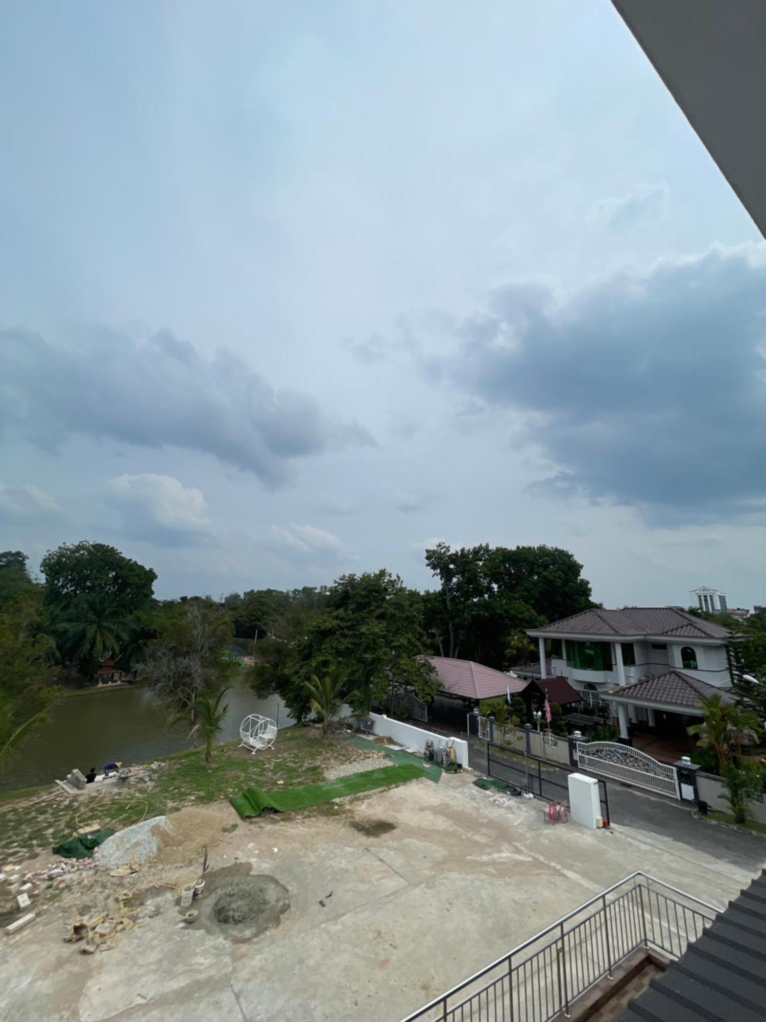 Lakeview Resort เตเมอร์โลห์ ภายนอก รูปภาพ